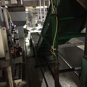 Steel Hinge Belt Conveyor Scrap Installed